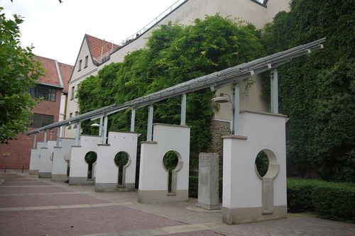 Themenführung „Vom Thoraschrein zum Rucksack“ im Museum jüdischer Geschichte