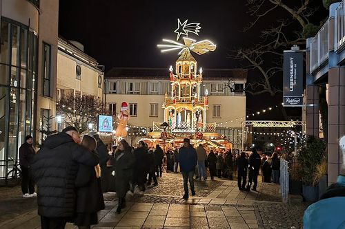Aschaffenburger Weihnachtsmarkt am Schloss