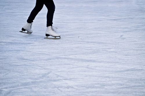 Wiedereröffnung der Eissporthalle Aschaffenburg mit Saisonstart