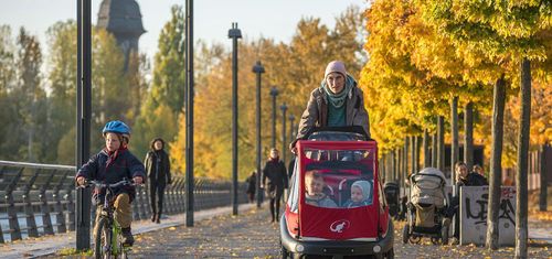 Infostand zum ADFC-Fahrradklima-Test in der Herstallstraße Aschaffenburg