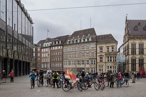 Monster Mass: Halloween-Fahrraddemo für Kinder in Aschaffenburg